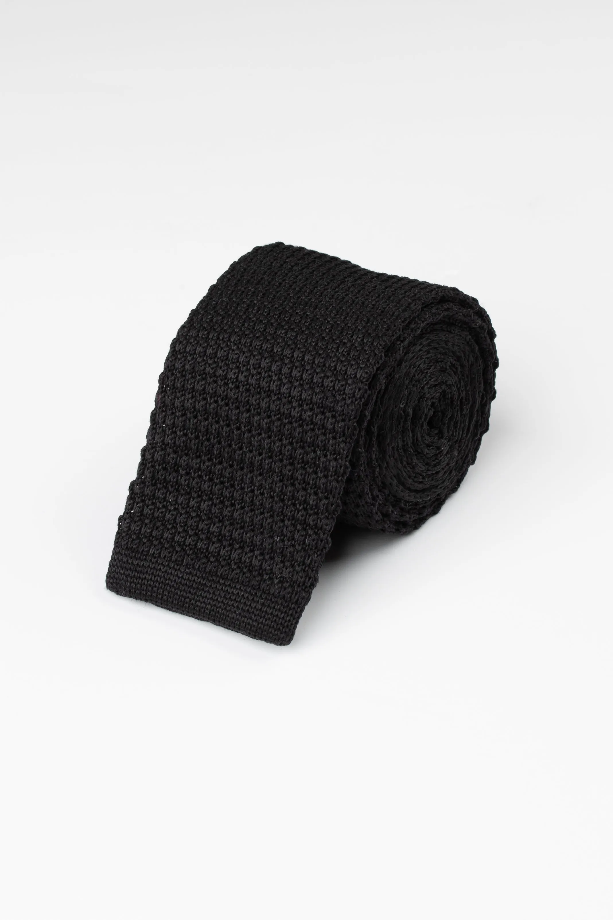 Black Texture Knitted Tie