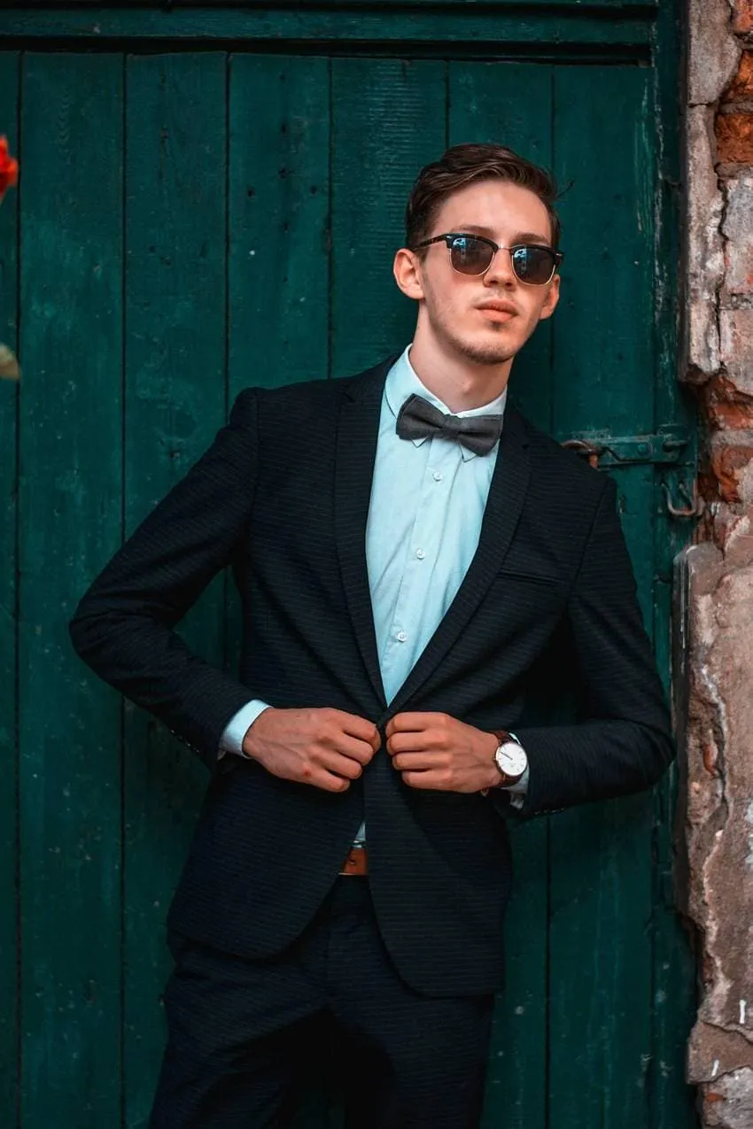 Dusty Purple Bow Ties - A Touch of Elegance for Any Occasion