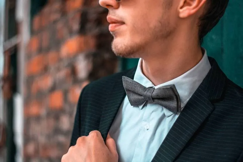 Dusty Purple Bow Ties - A Touch of Elegance for Any Occasion