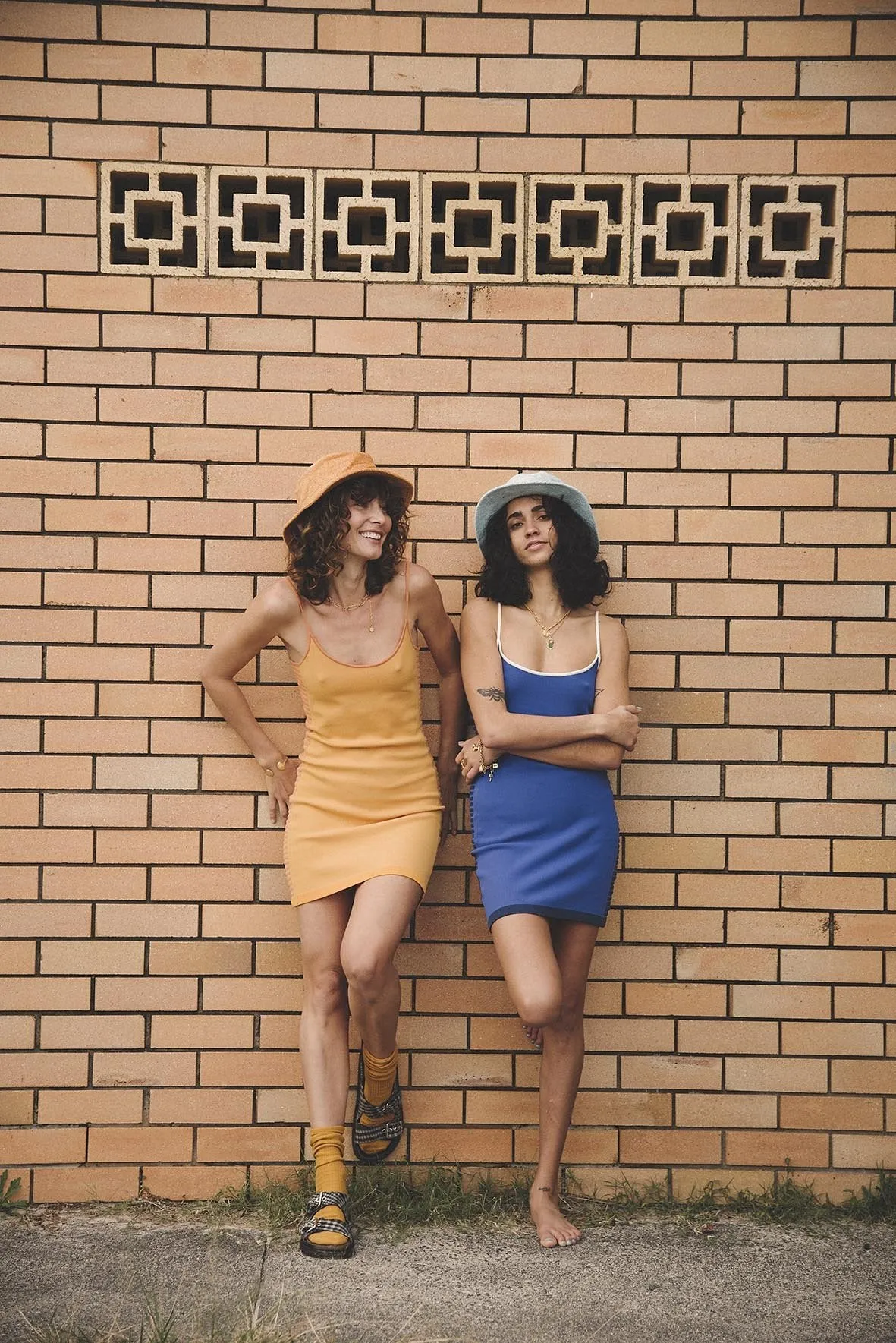 Fallen Broken Street THE SATURDAY BUCKET HAT - TANGERINE