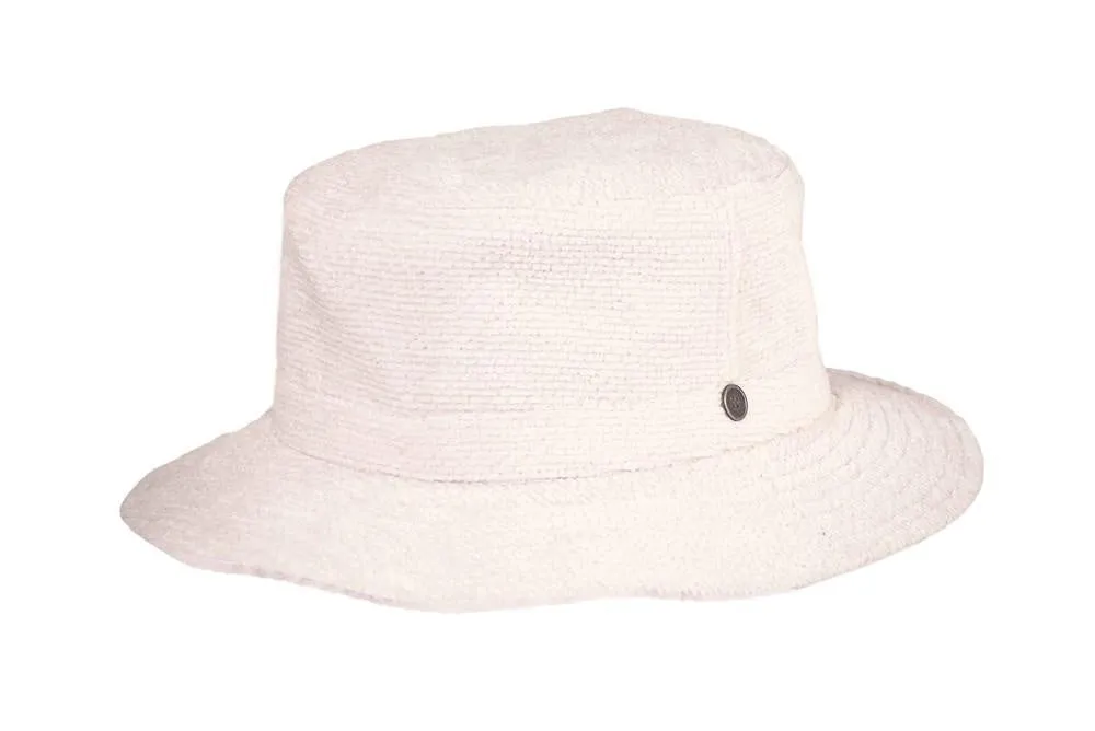 Fallen Broken Street THE SATURDAY BUCKET HAT - WHITE