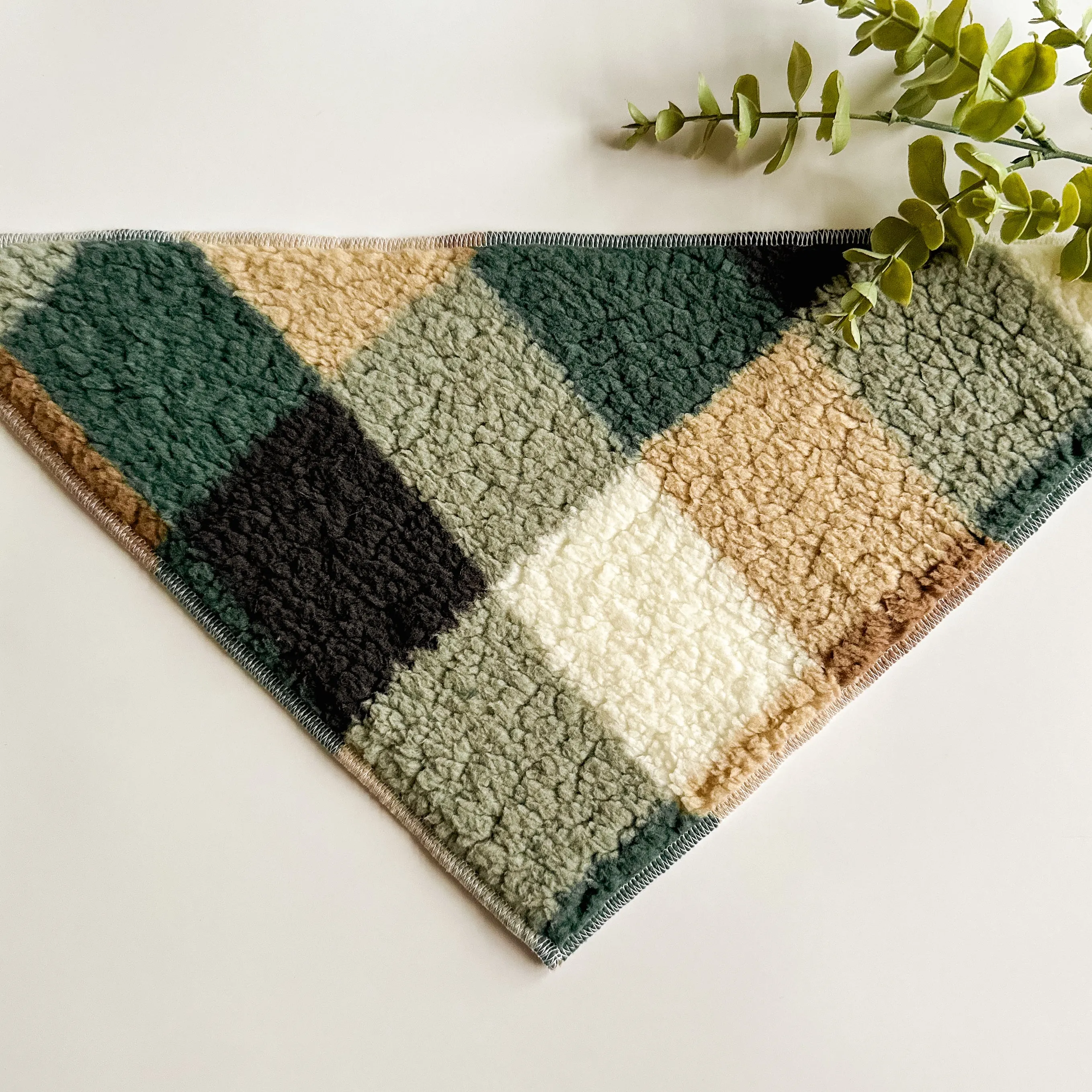 GREEN PLAID SHERPA