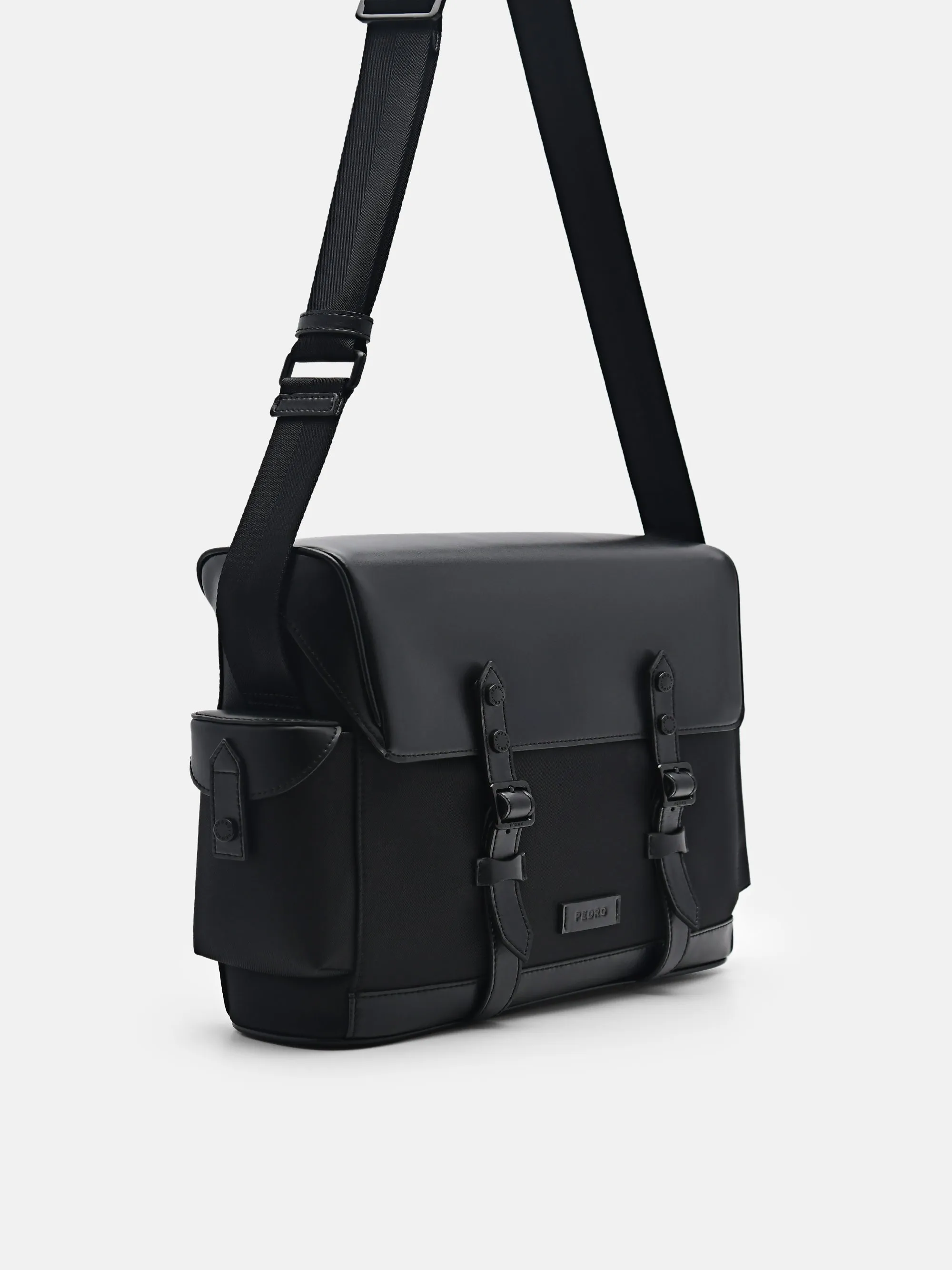 Jones Nylon Messenger Bag
