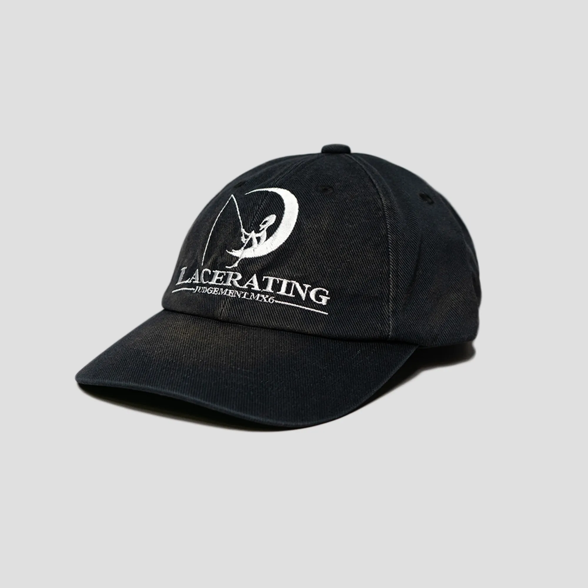 LACERATING CAP