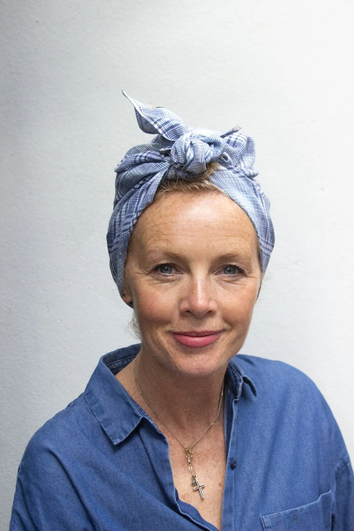 Sky Check Lily Headscarf
