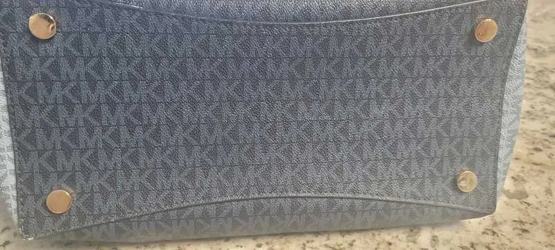 Voyager Small Two-Tone Logo Tote Bag